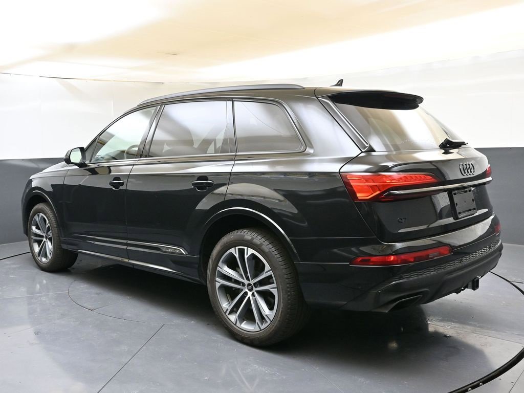 Certified 2025 Audi Q7 2.0T Premium Plus w/ Premium Plus Package image 3