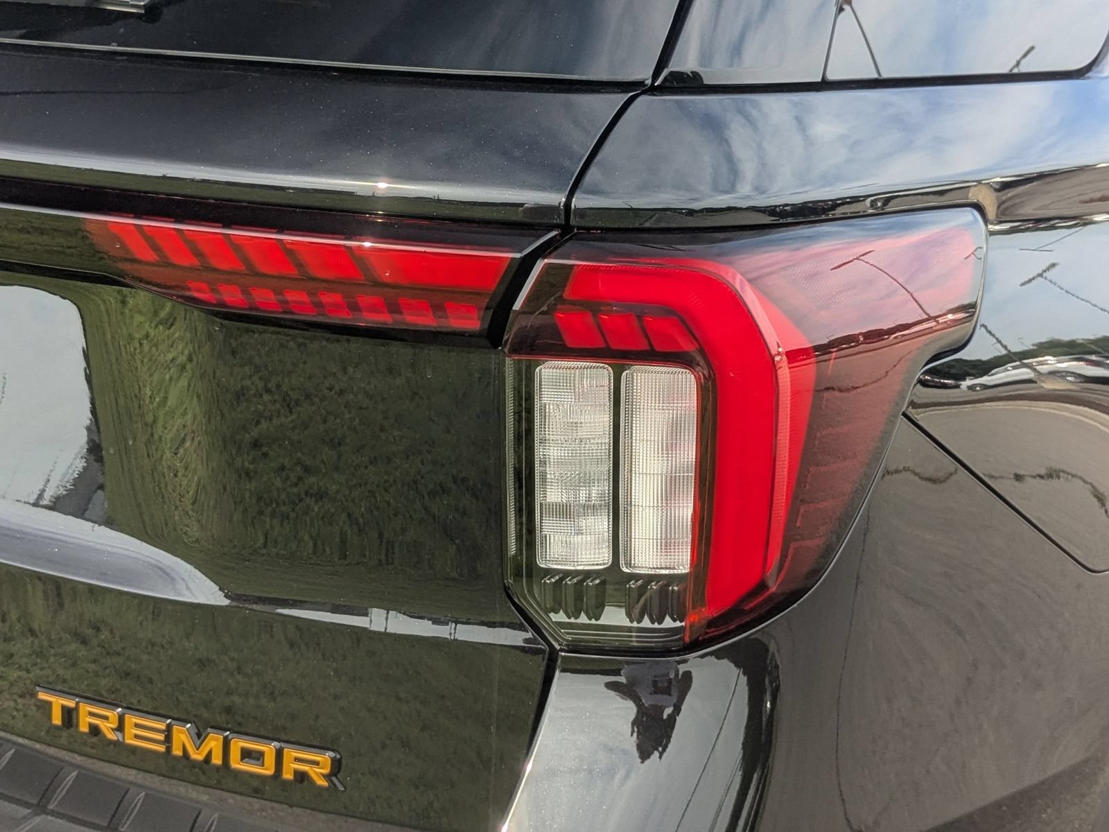 New 2026 Ford Explorer Tremor w/ Tremor Ultimate Package AWD/4WD image 37