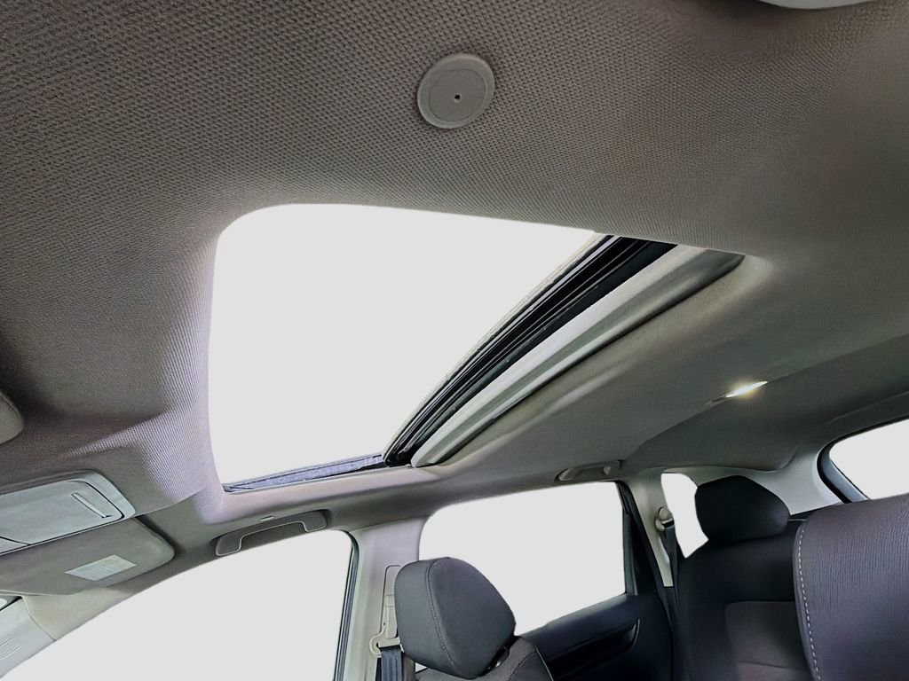 Used 2023 Honda CR-V EX image 16