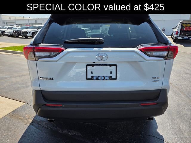 Used 2023 Toyota RAV4 XLE Premium AWD/4WD image 8