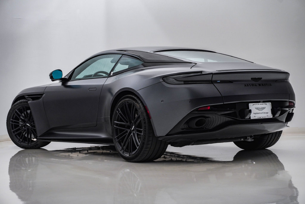Used 2024 Aston Martin DB12 Coupe RWD image 8