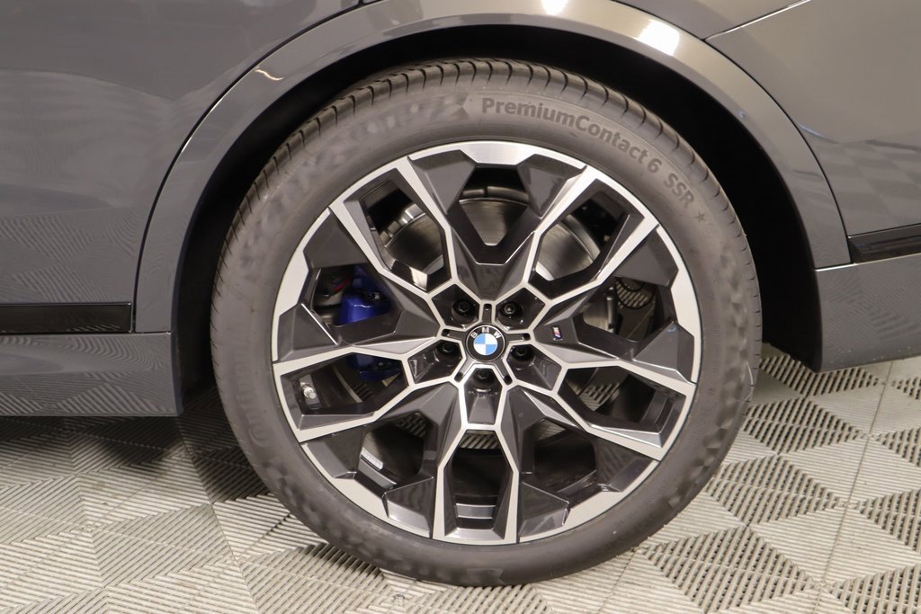 New 2025 BMW X7 xDrive40i w/ M Sport Package image 21
