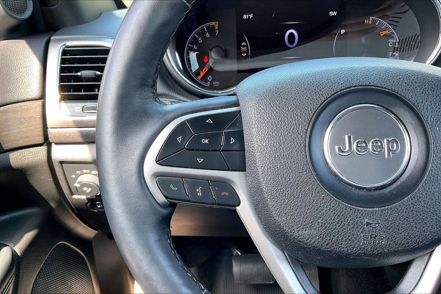 Used 2018 Jeep Grand Cherokee Altitude image 17