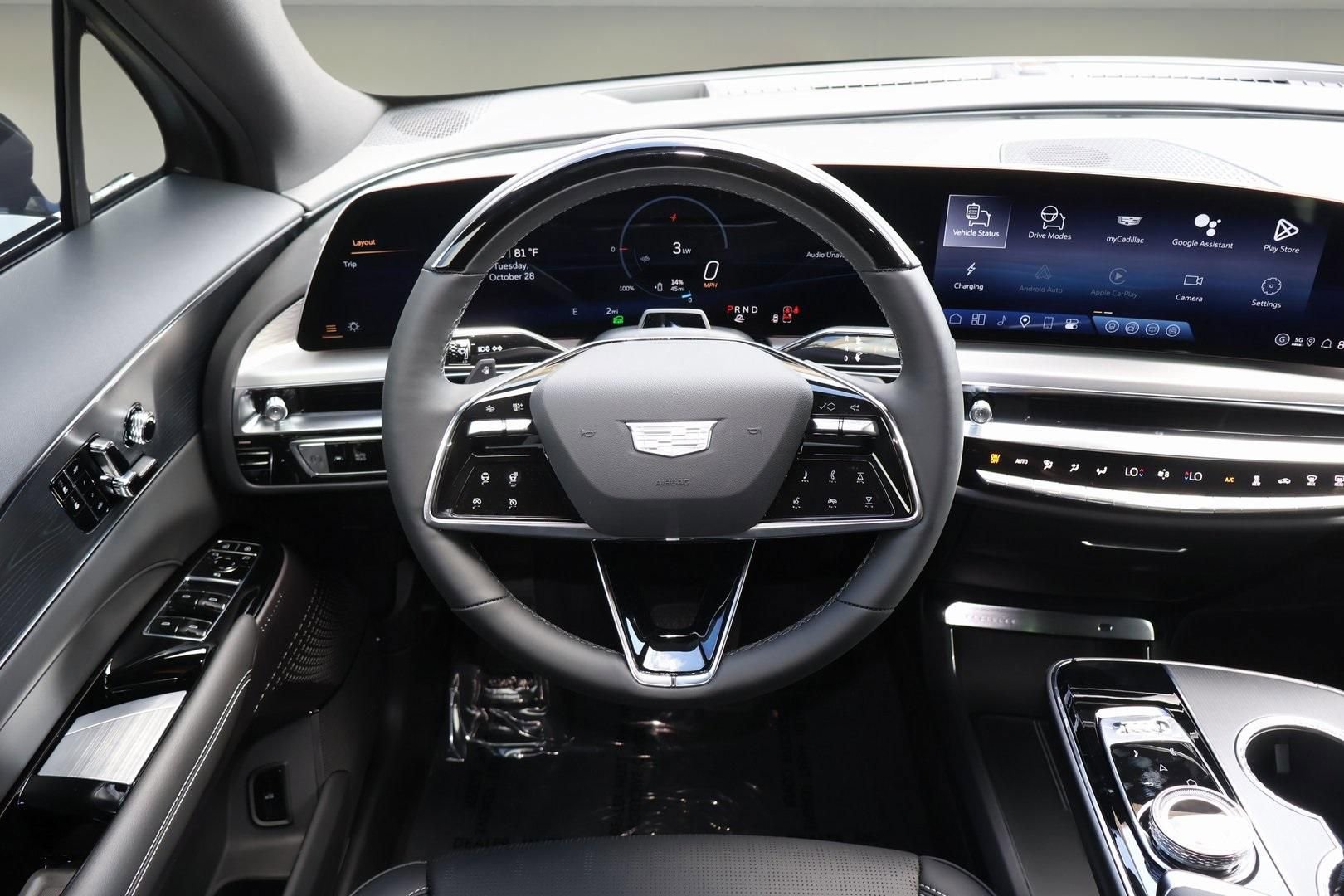 New 2026 Cadillac Lyriq Sport RWD image 17