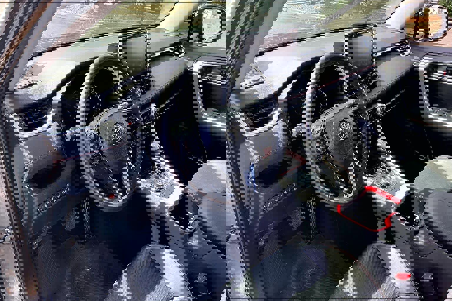 Used 2022 Toyota RAV4 TRD Off-Road w/ TRD Off-Road Weather Package image 18