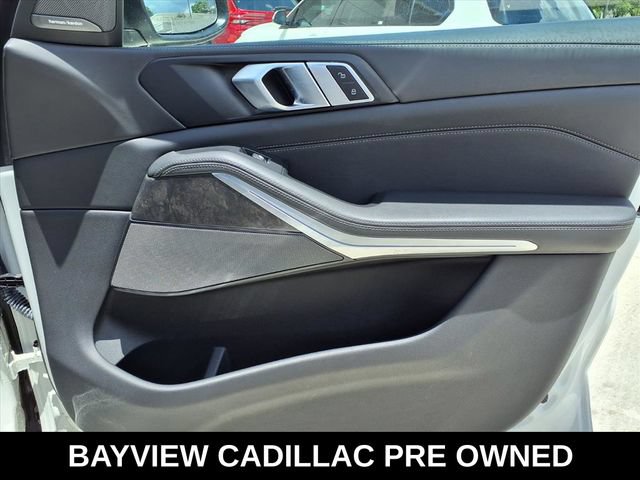 Used 2024 BMW X5 xDrive40i AWD/4WD image 11