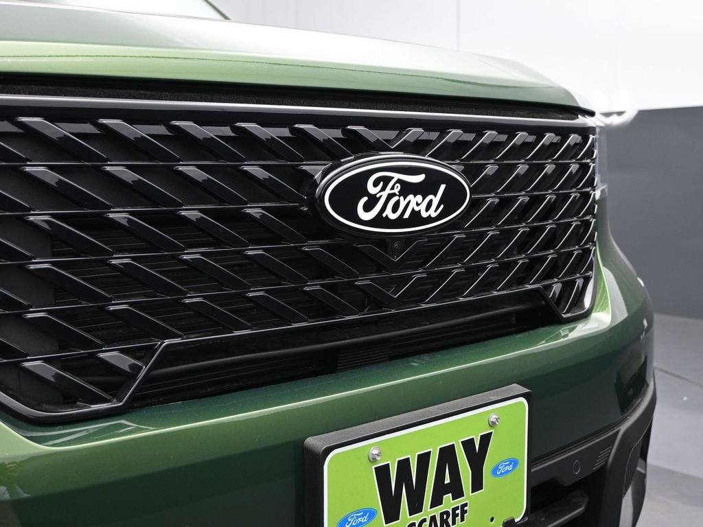 New 2025 Ford Maverick Lariat w/ Black Appearance Package image 17
