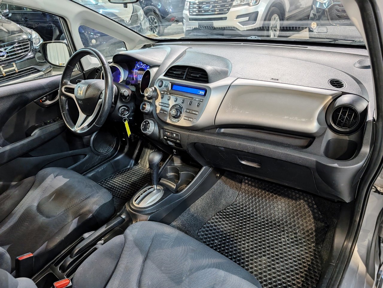 Used 2010 Honda Fit Sport image 26