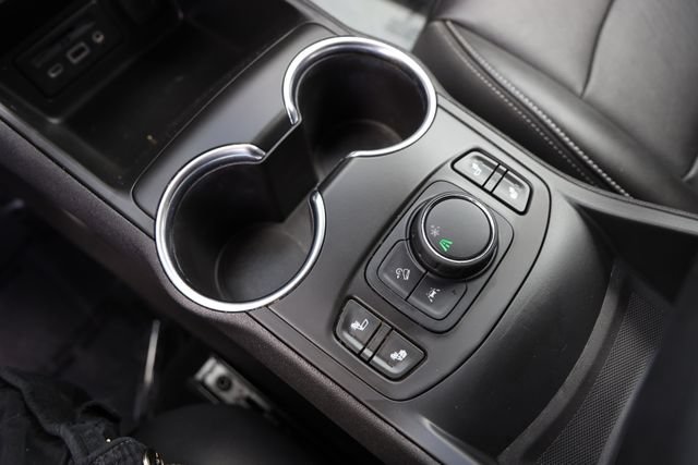 Used 2022 GMC Terrain SLT w/ LPO, Cargo Package FWD image 25
