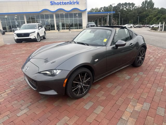 Used 2025 MAZDA MX-5 Miata RF Grand Touring RWD image 4