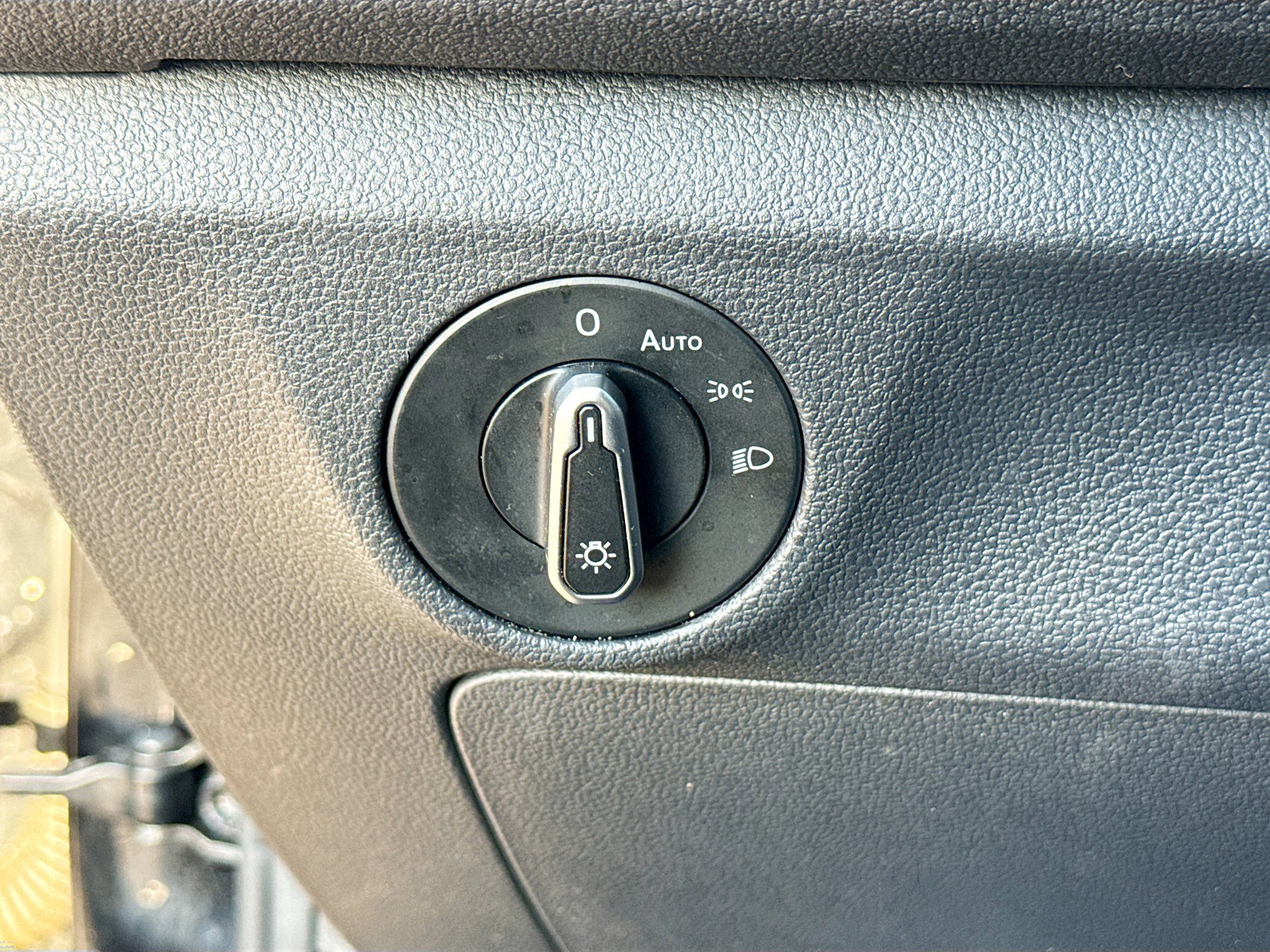 Used 2021 Volkswagen Jetta S w/ Driver Assistance Package image 33