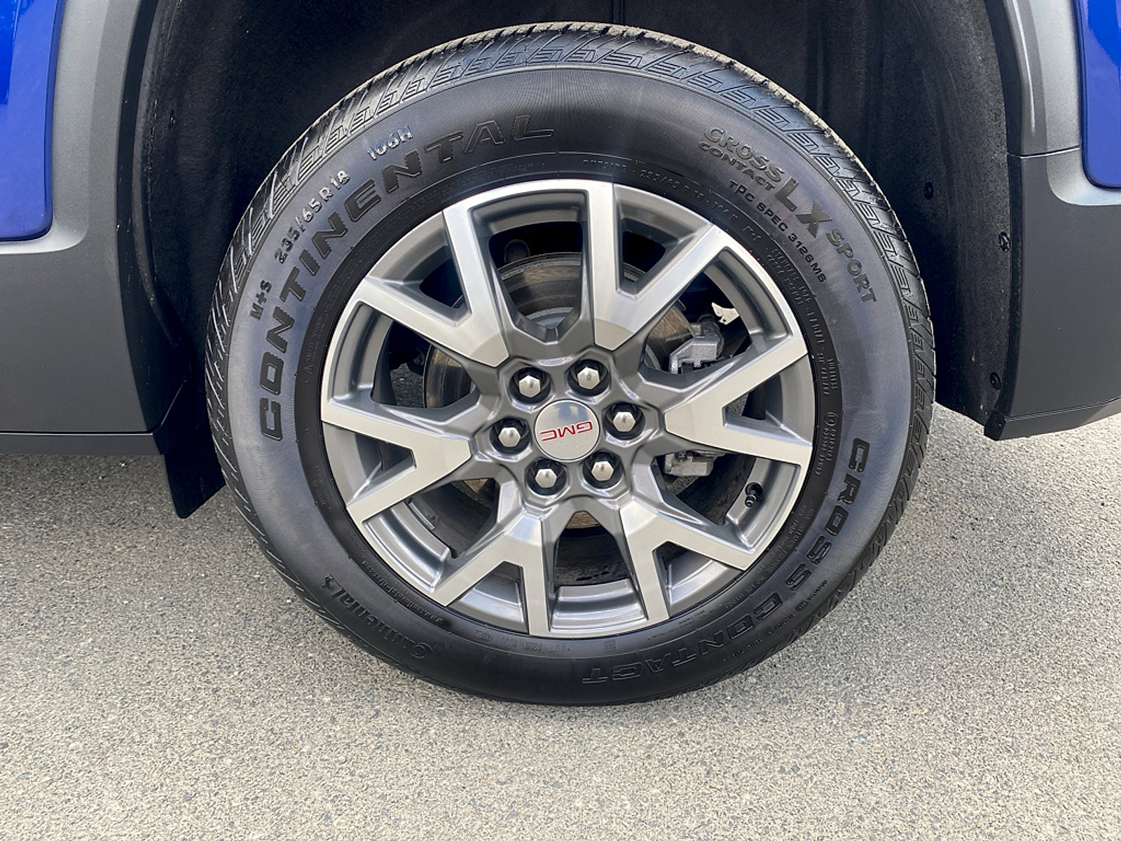 Used 2023 GMC Acadia SLE FWD image 10