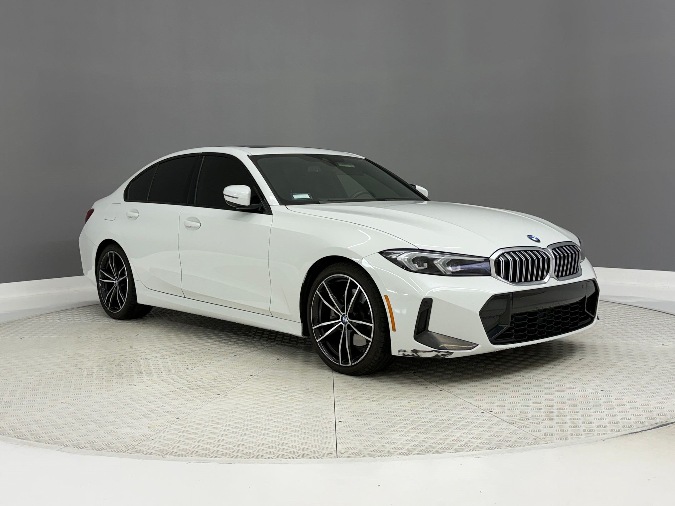 Certified 2023 BMW 330i Sedan w/ M Sport Package RWD image 7