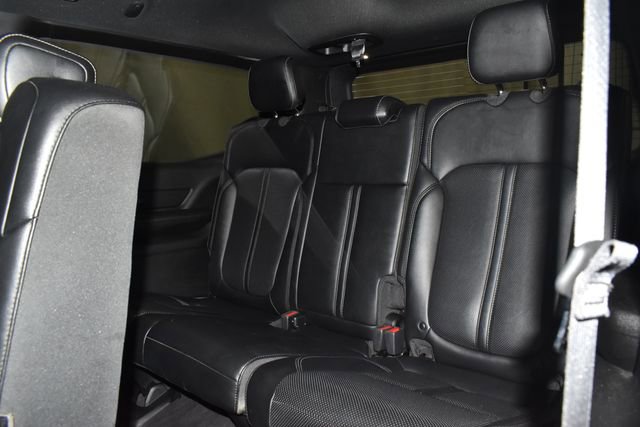 Certified 2024 Jeep Wagoneer Series II w/ Flexible Seating Group AWD/4WD image 40