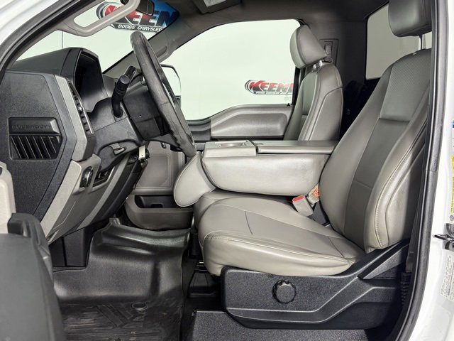 Used 2017 Ford F250 XL w/ Power Equipment Group image 22