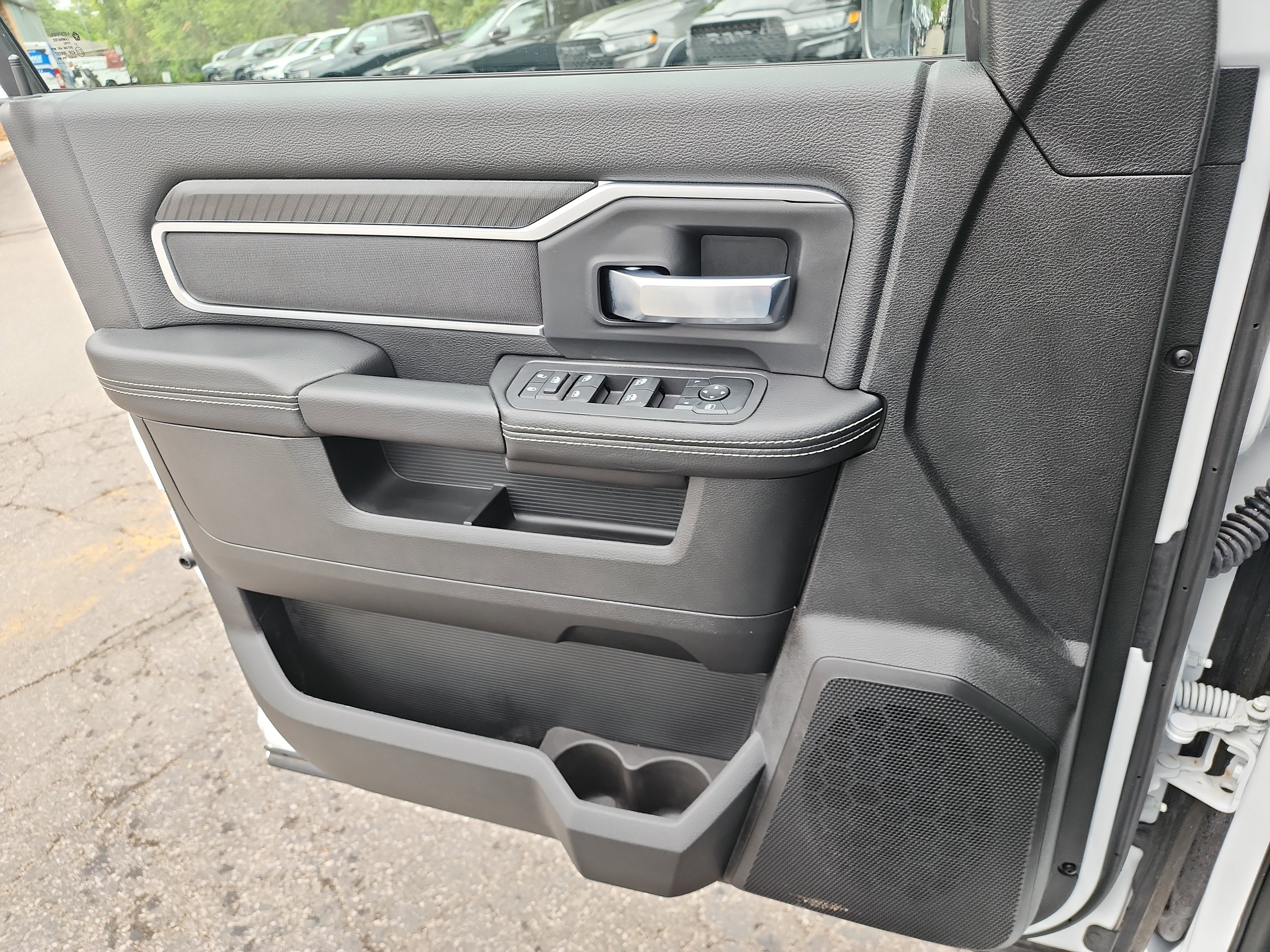 New 2026 RAM 5500 4x4 Crew Cab image 14