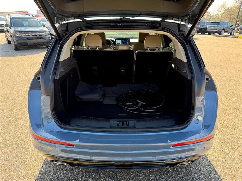 Used 2024 Lincoln Corsair Grand Touring w/ Equipment Group 301A image 10