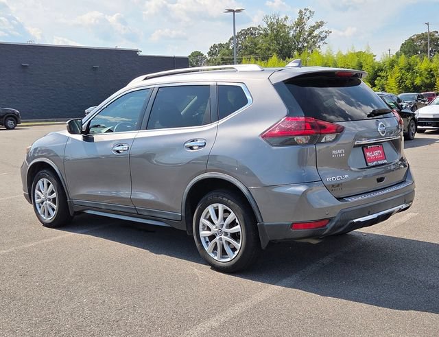 Used 2020 Nissan Rogue SV FWD image 3