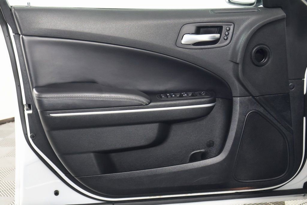 Used 2022 Dodge Charger SXT w/ Leather Interior Group image 12