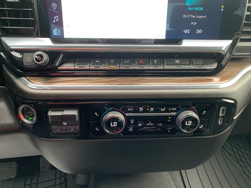 Used 2025 Chevrolet Silverado 1500 LT RWD image 18