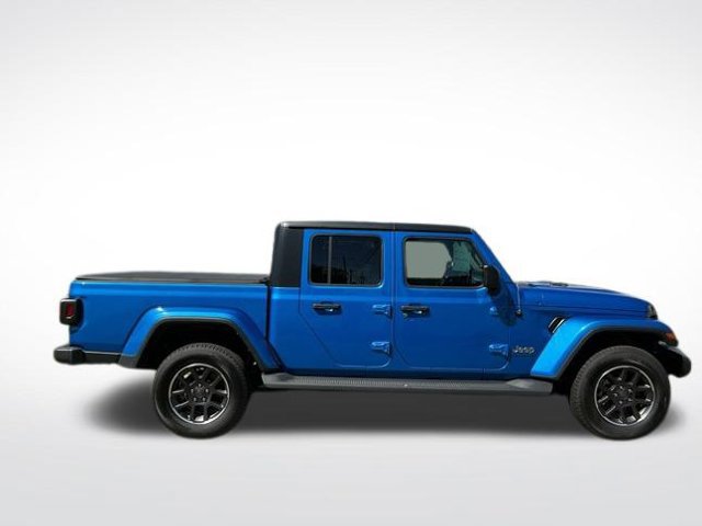 Used 2022 Jeep Gladiator Overland w/ Cold Weather Group AWD/4WD image 7