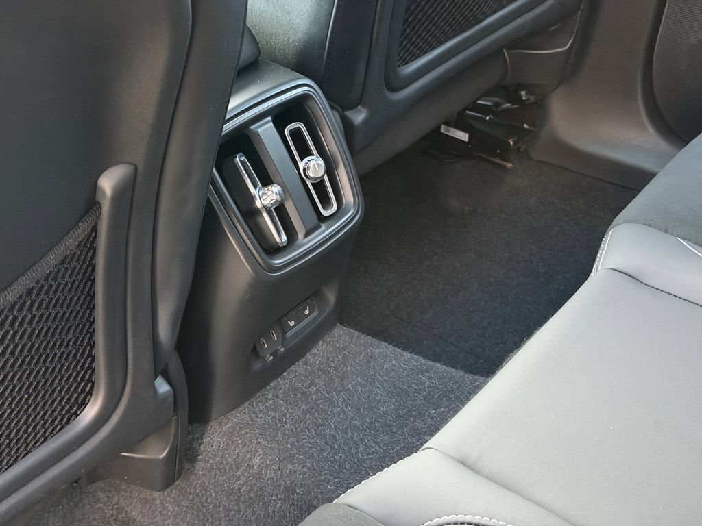 Certified 2023 Volvo C40 P8 Recharge Plus w/ Climate Package AWD/4WD image 24