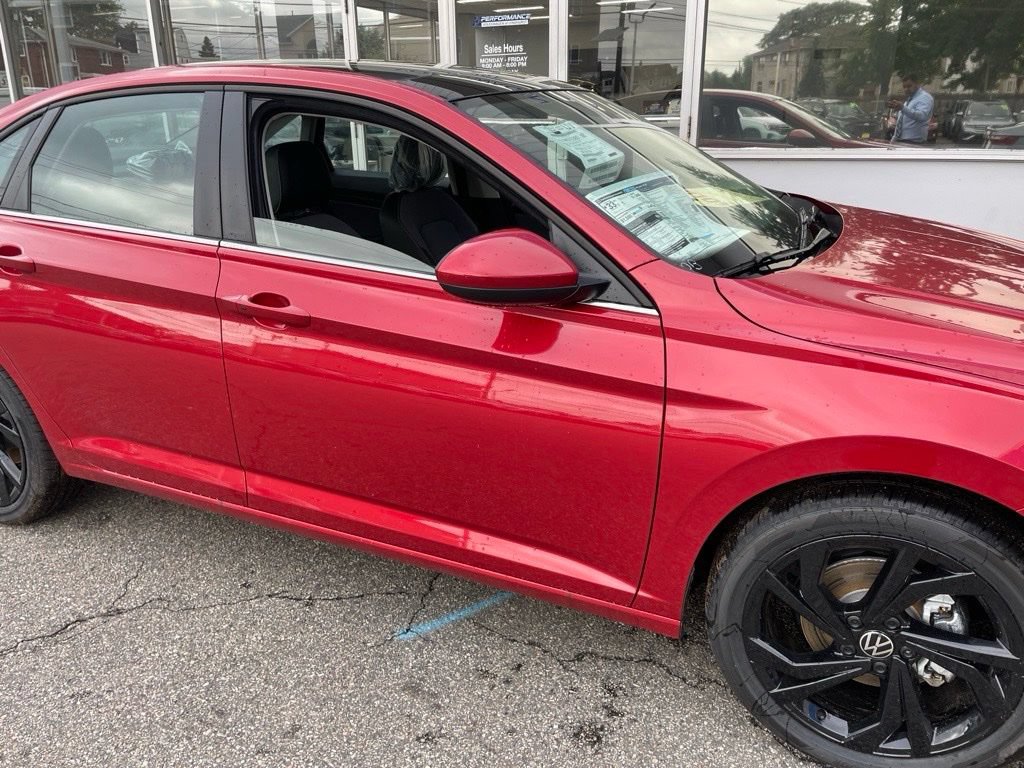New 2026 Volkswagen Jetta SE FWD image 5