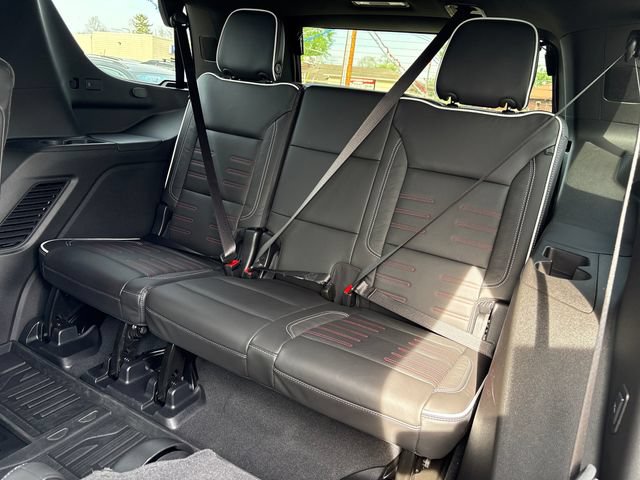 Used 2026 GMC Yukon AT4 Ultimate w/ LPO, Floor Liner Package AWD/4WD image 24