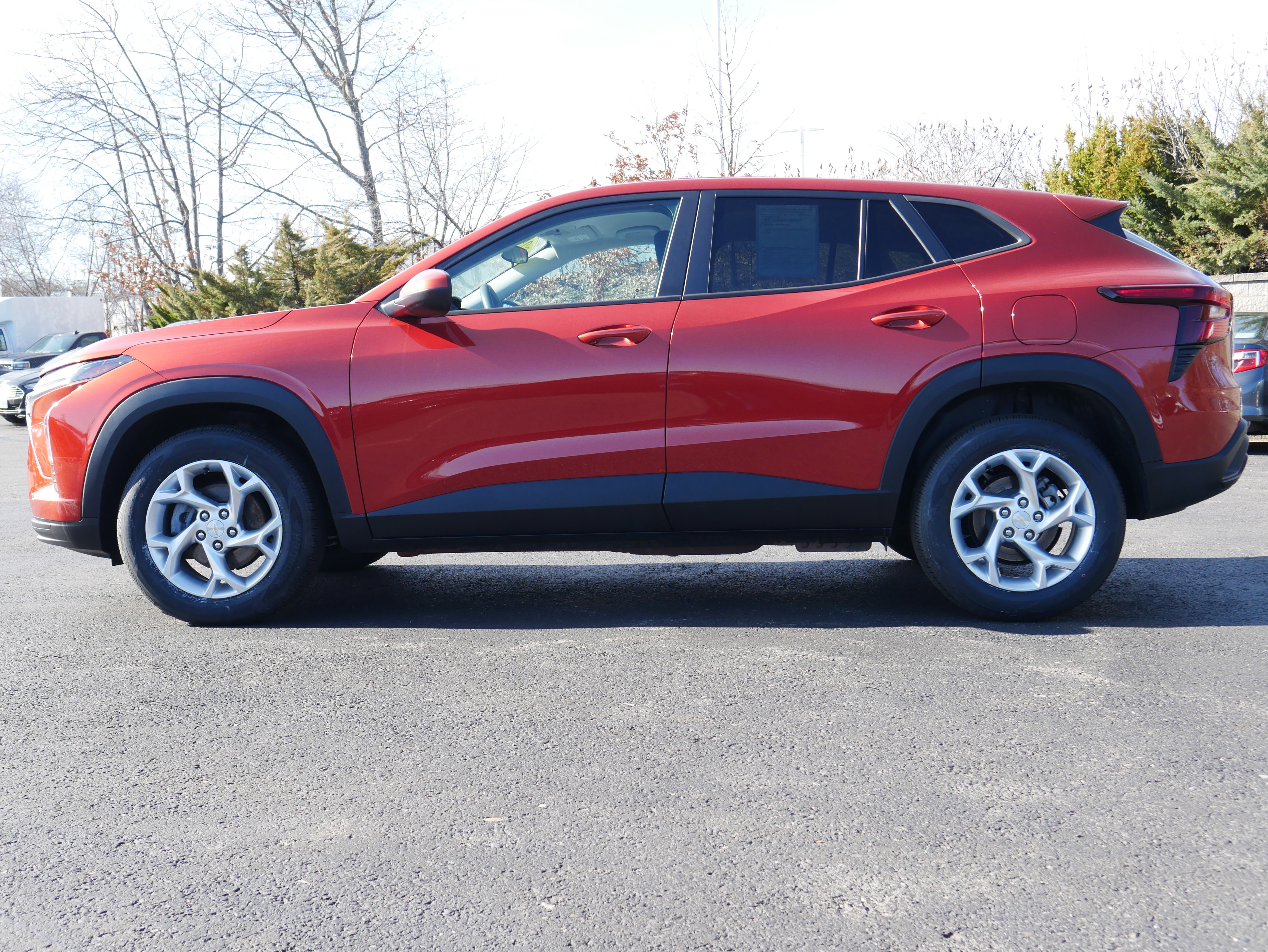 Certified 2024 Chevrolet Trax LS w/ LS Convenience Package image 3
