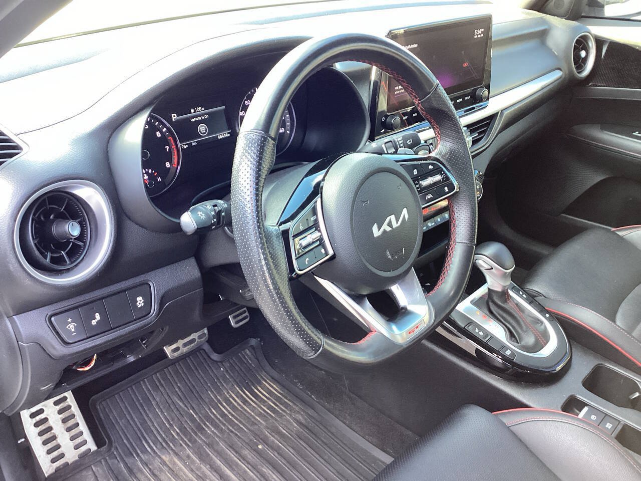 Used 2022 Kia Forte GT w/ GT2 Package FWD image 15