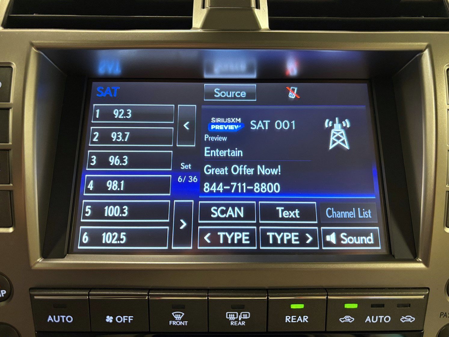 Used 2020 Lexus GX 460 Premium w/ Premium Package AWD/4WD image 18