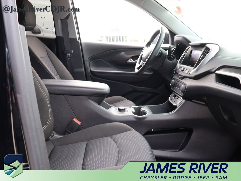 Used 2022 GMC Terrain SLE FWD image 9