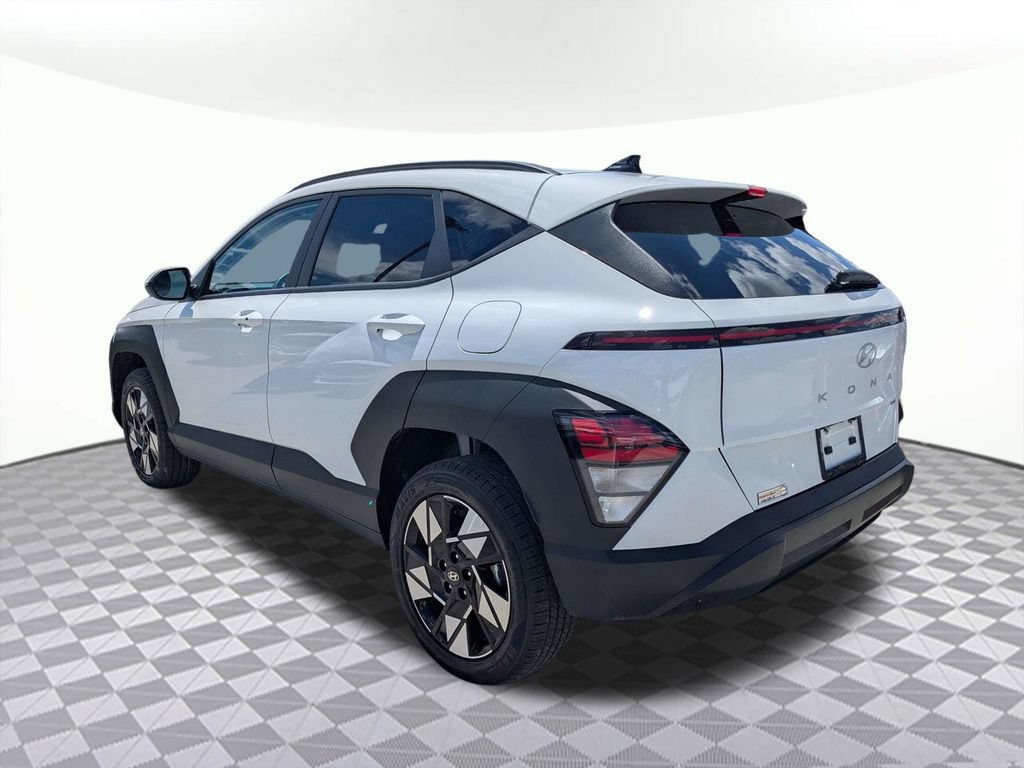 Used 2025 Hyundai Kona SEL AWD/4WD image 5