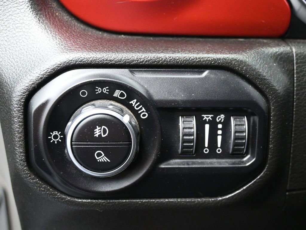 Used 2022 Jeep Gladiator Rubicon w/ LED Lighting Group AWD/4WD image 14