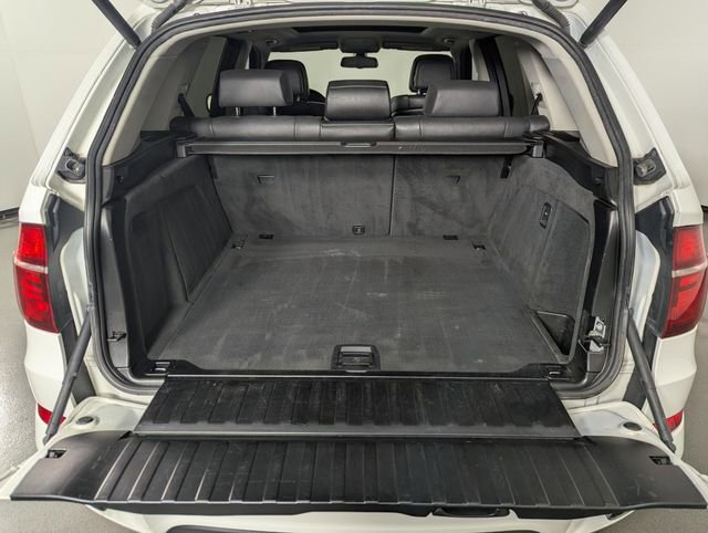 Used 2012 BMW X5 xDrive35i image 24