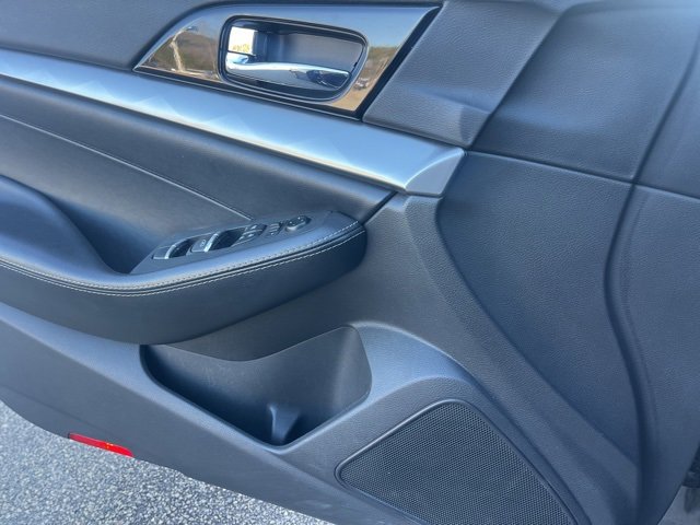 Used 2021 Nissan Maxima 3.5 SV w/ Floor Mat Group image 6