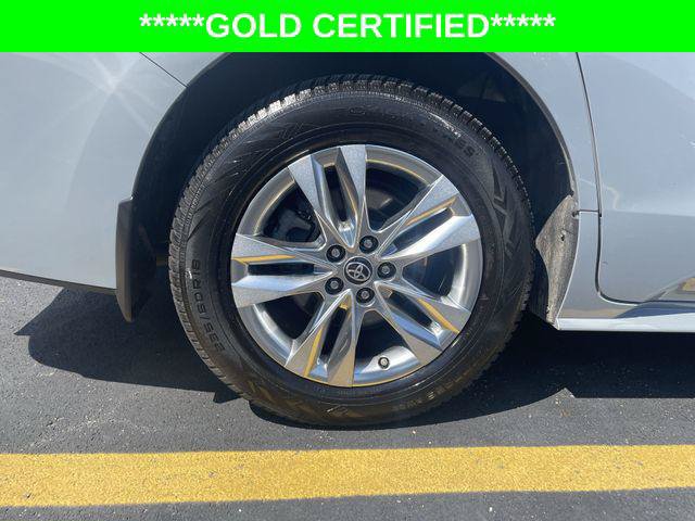 Certified 2022 Toyota Sienna XLE Woodland Edition AWD/4WD image 36