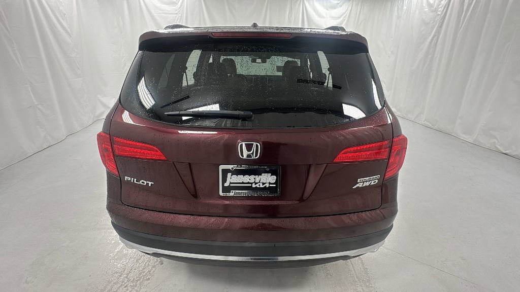Used 2016 Honda Pilot Touring image 4