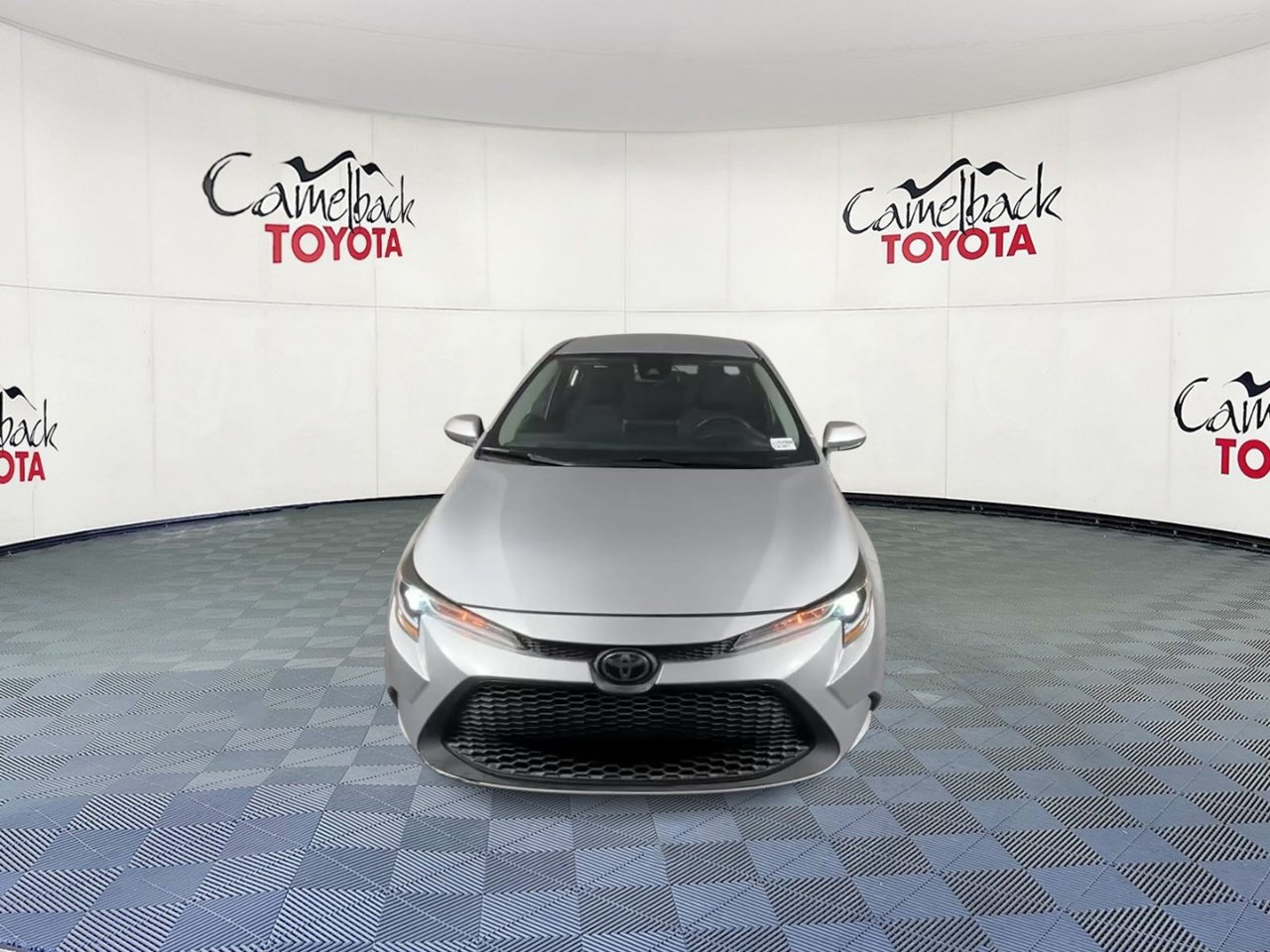 Used 2021 Toyota Corolla LE FWD image 5