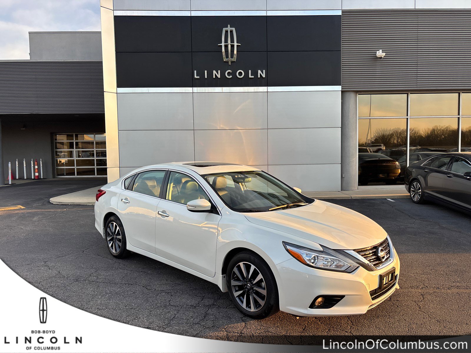 Used 2017 Nissan Altima 2.5 SL image 1