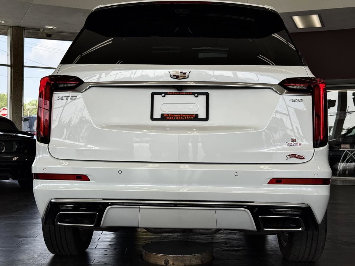 Used 2024 Cadillac XT6 Premium Luxury w/ Technology Package image 17