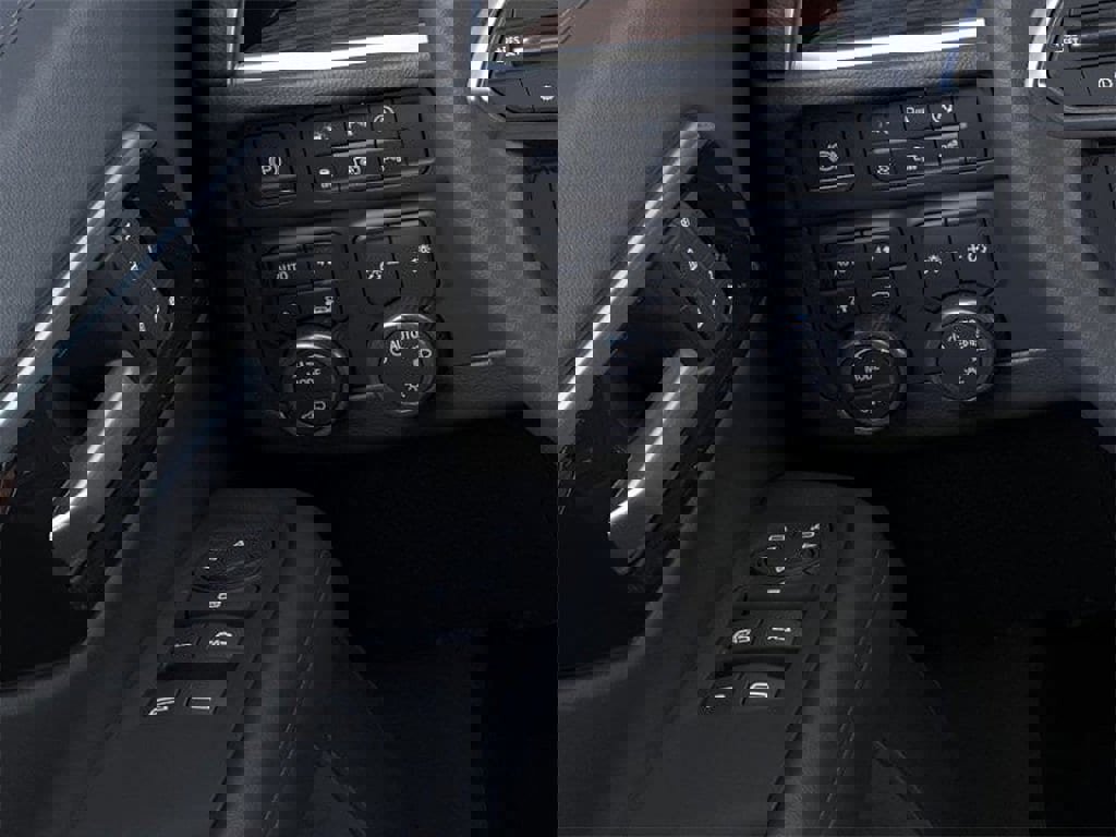 New 2026 Chevrolet Suburban LT image 22