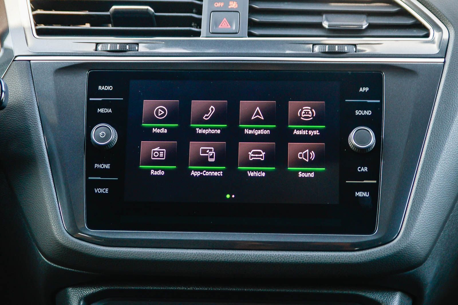 Used 2023 Volkswagen Tiguan SE R-Line FWD image 14