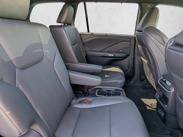 Used 2025 Lexus TX 500h AWD w/ Technology Package image 18