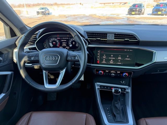 Used 2025 Audi Q3 2.0T Premium image 29