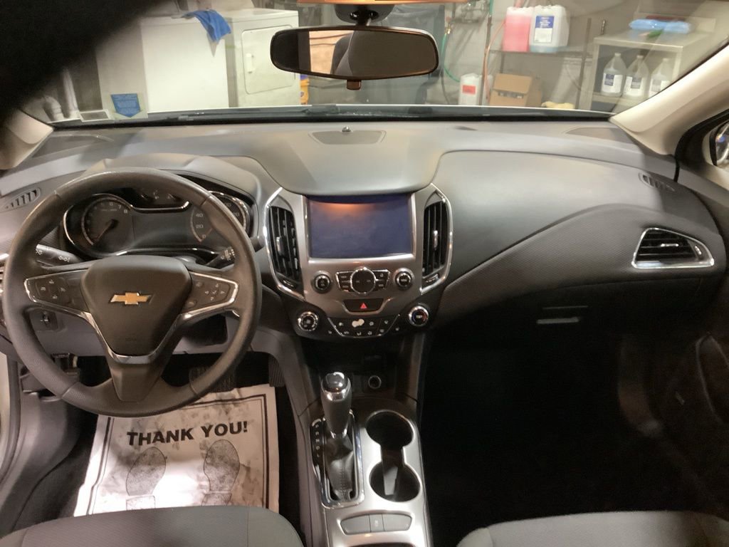 Used 2017 Chevrolet Cruze LT w/ Sun And Sound Package image 20