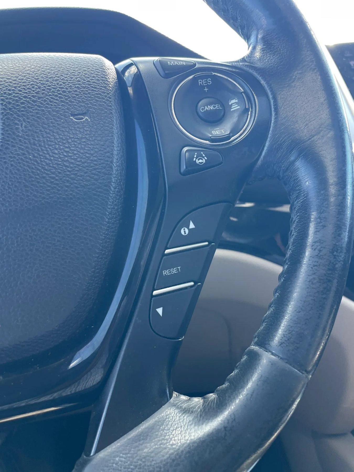 Used 2017 Honda Pilot Elite image 27