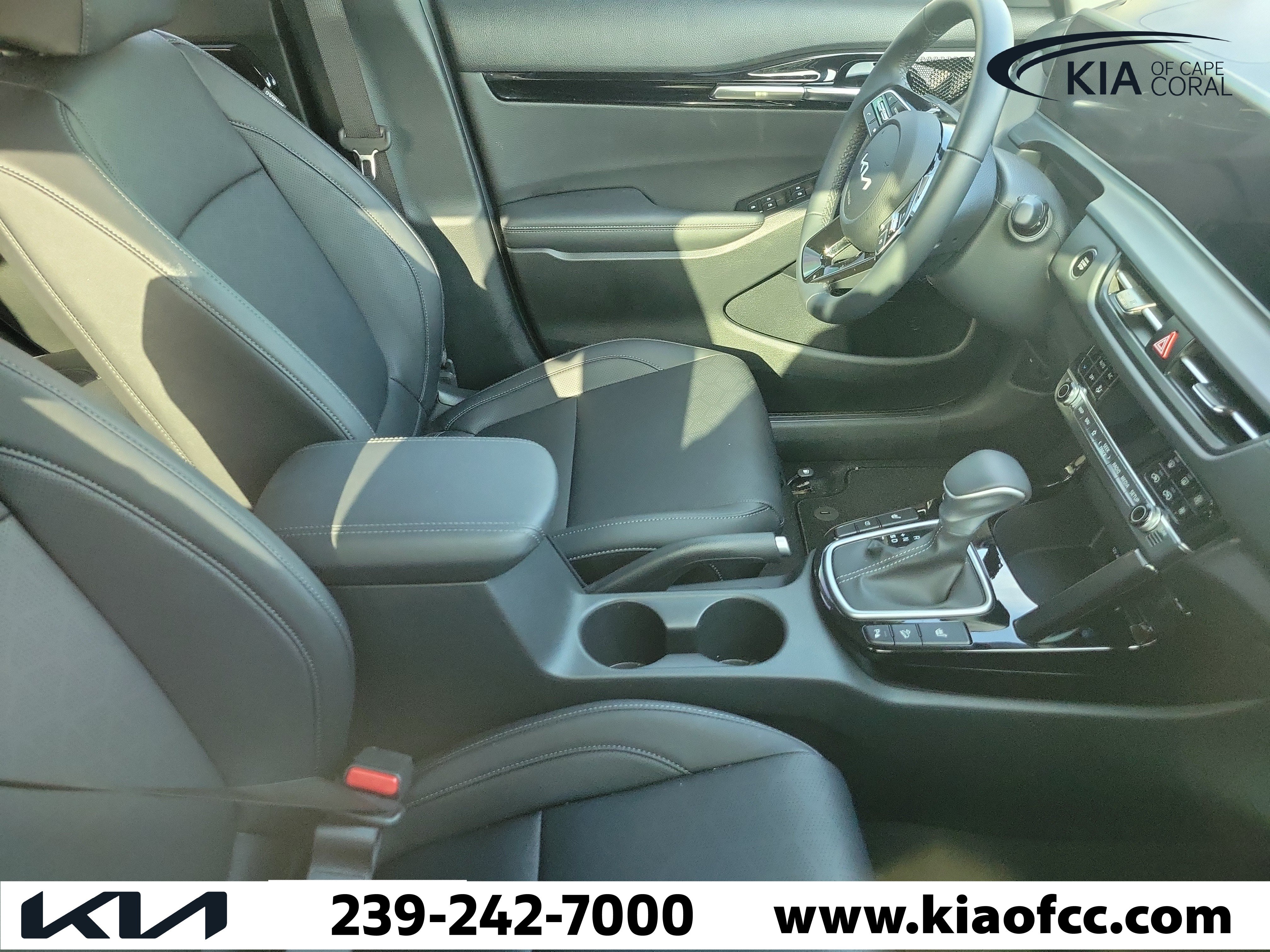 Certified 2026 Kia Seltos EX w/ EX Sunroof Package FWD image 9