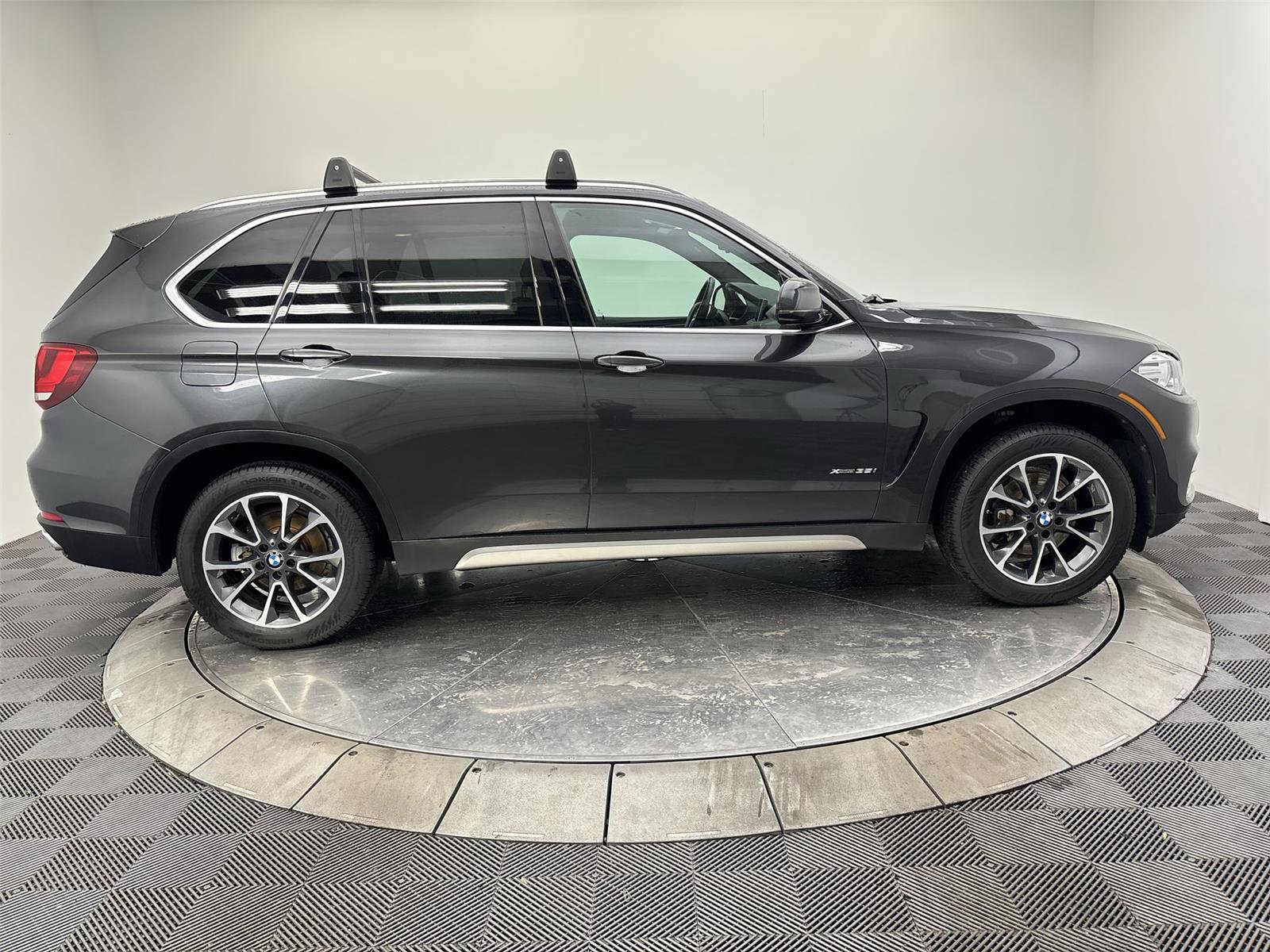 Used 2018 BMW X5 xDrive35i image 17
