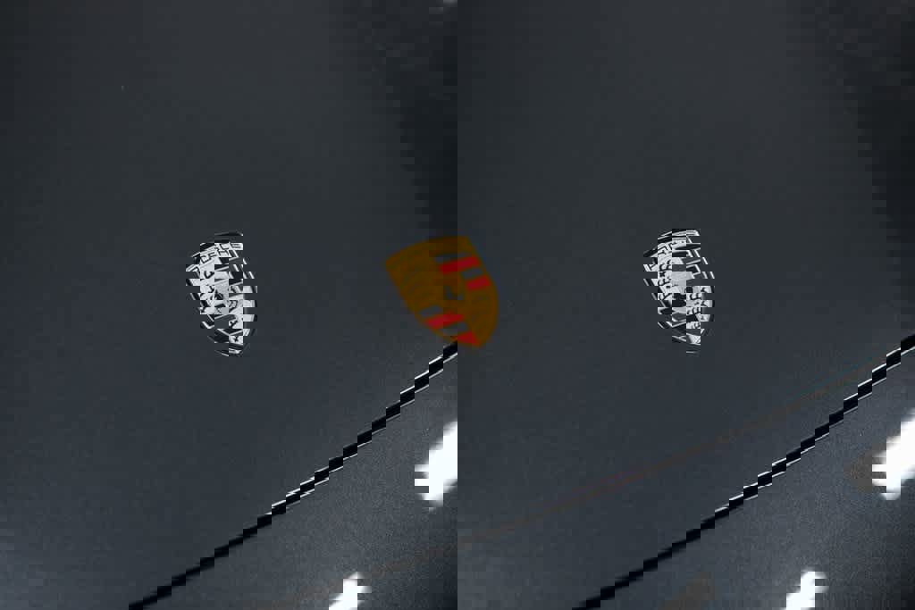 Certified 2022 Porsche Taycan 4 Cross Turismo image 19